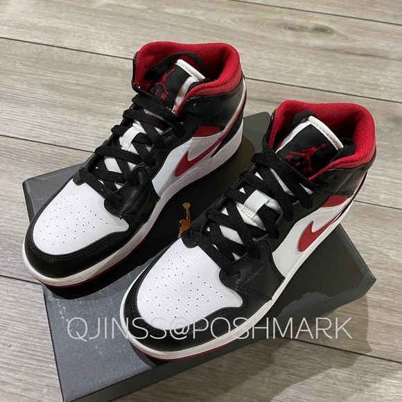 Air Jordan 1 Mid GS Gym Red - Picture 5 of 8